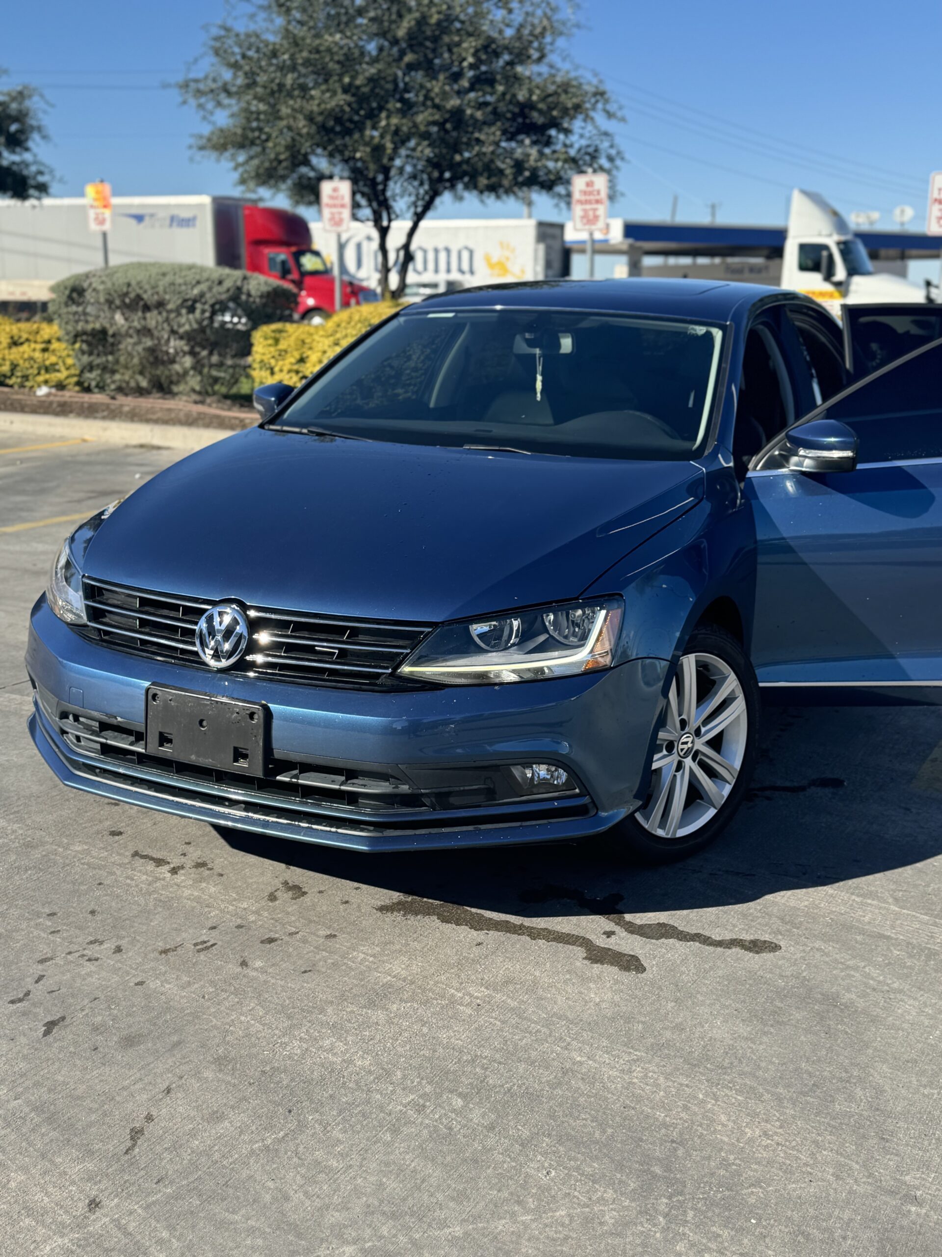 2017 Volkswagen Jetta 1.8 TSI - Image 2